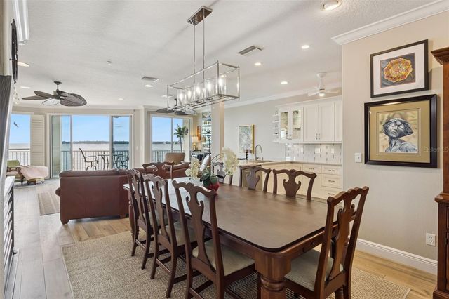 137 BRENT CIRCLE, Oldsmar, FL 34677