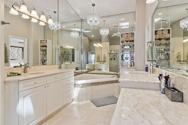 137 BRENT CIRCLE, Oldsmar, FL 34677