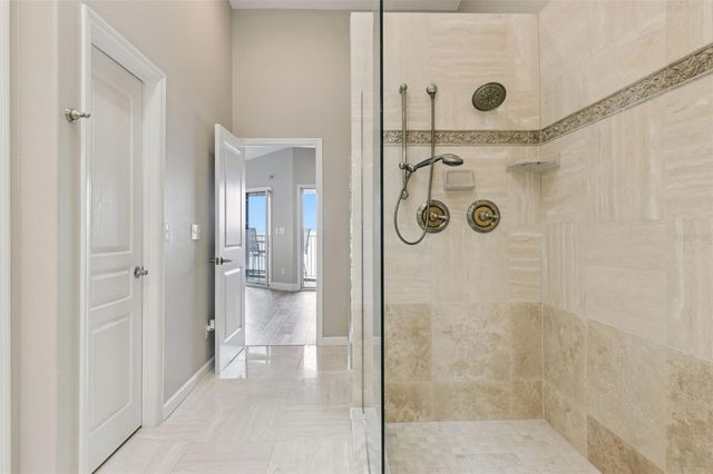 137 BRENT CIRCLE, Oldsmar, FL 34677