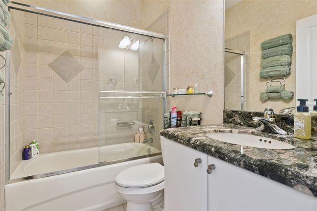 137 BRENT CIRCLE, Oldsmar, FL 34677