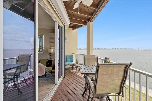 137 BRENT CIRCLE, Oldsmar, FL 34677