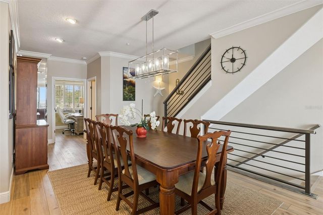 137 BRENT CIRCLE, Oldsmar, FL 34677