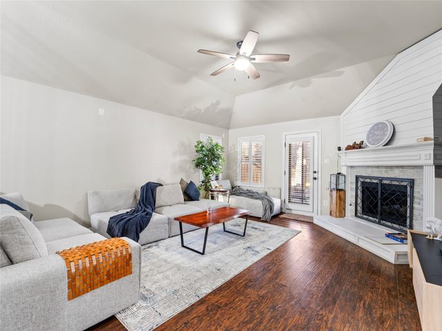 2005 Michelle Creek Drive, Little Elm, TX 75068