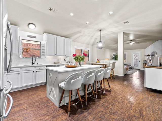 2005 Michelle Creek Drive, Little Elm, TX 75068