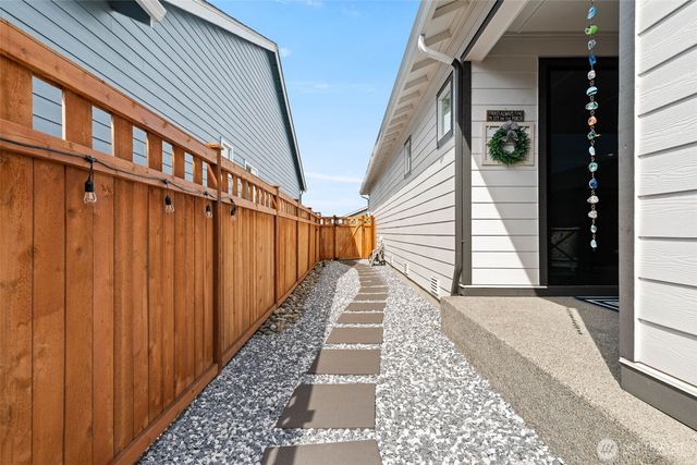 20906 149th Street Ct E, Bonney Lake, WA 98391