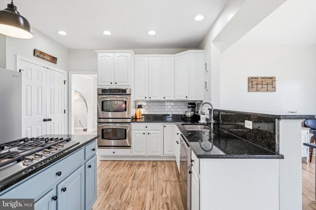 207 DILLONS LN, Mullica Hill, NJ 08062