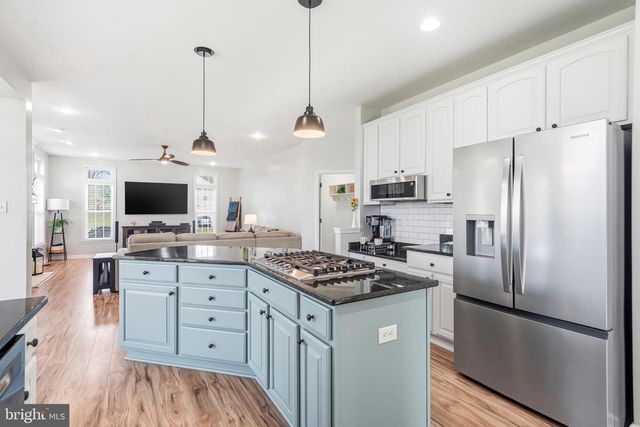 207 DILLONS LN, Mullica Hill, NJ 08062