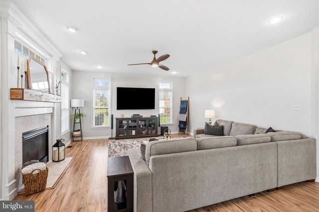 207 DILLONS LN, Mullica Hill, NJ 08062