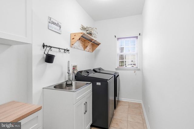 207 DILLONS LN, Mullica Hill, NJ 08062