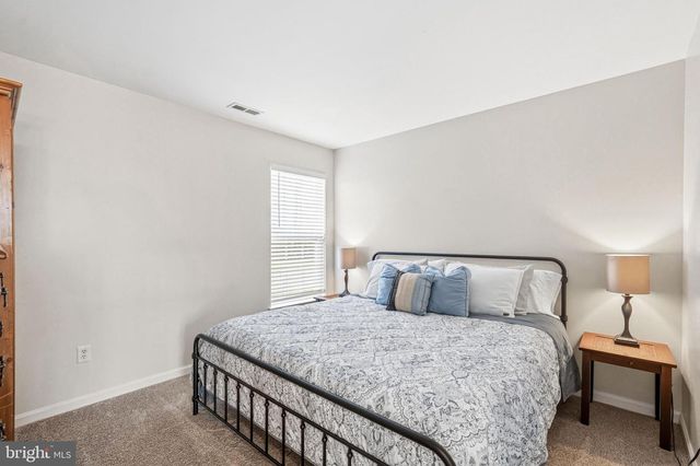 207 DILLONS LN, Mullica Hill, NJ 08062