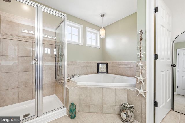 207 DILLONS LN, Mullica Hill, NJ 08062