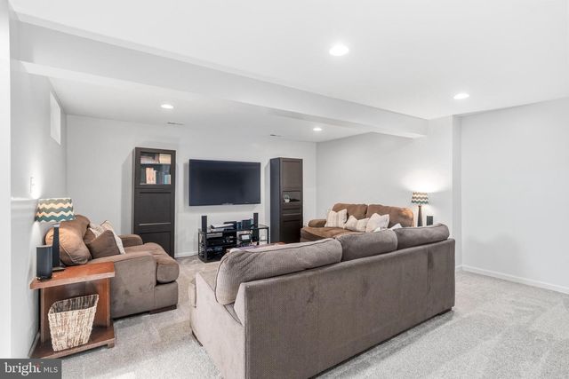 207 DILLONS LN, Mullica Hill, NJ 08062