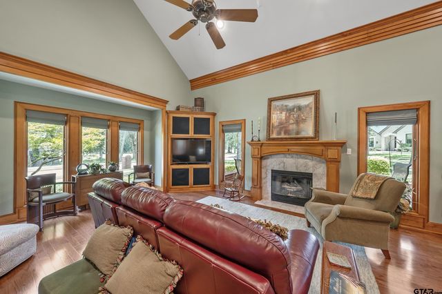 100 Red Oak, Bullard, TX 75757