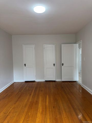 14014 Jewel Avenue, Flushing, NY 11367