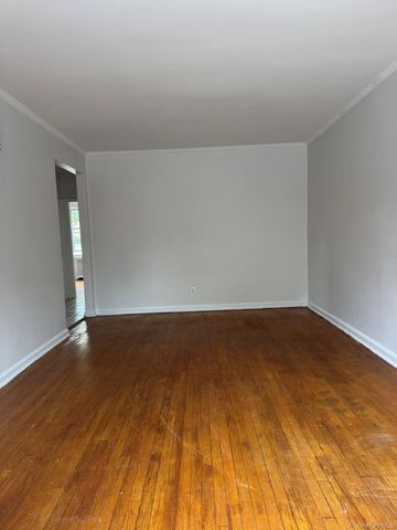 14014 Jewel Avenue, Flushing, NY 11367