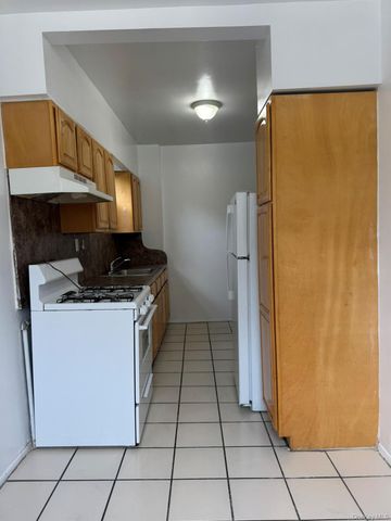 14014 Jewel Avenue, Flushing, NY 11367
