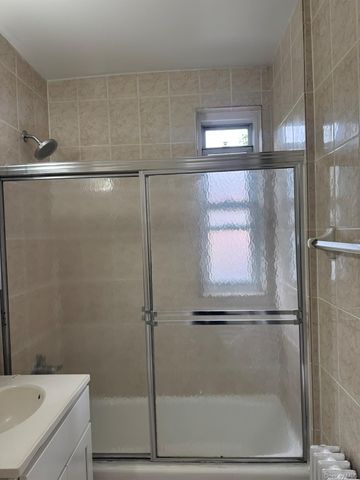 14014 Jewel Avenue, Flushing, NY 11367