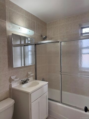 14014 Jewel Avenue, Flushing, NY 11367