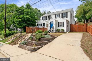 2720 JEFFERSON DR, Alexandria, VA 22303