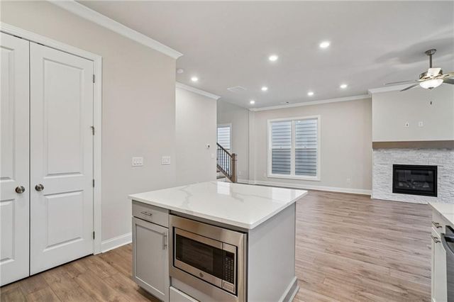 581 Beechwood Way, Hoschton, GA 30548