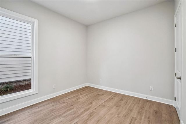 581 Beechwood Way, Hoschton, GA 30548