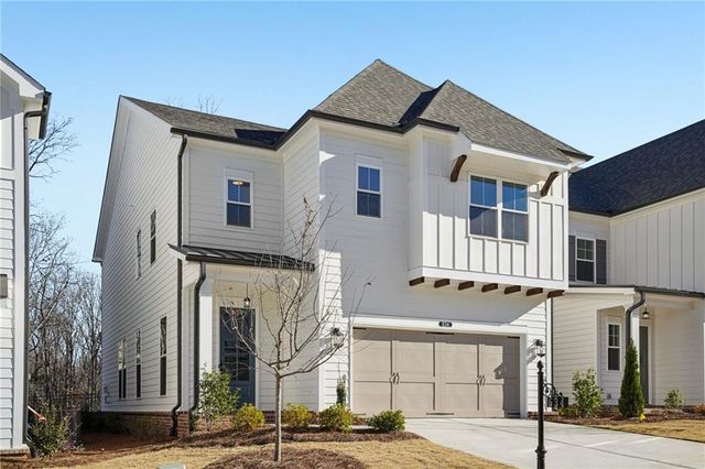 581 Beechwood Way, Hoschton, GA 30548