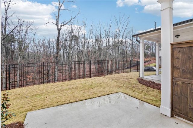 581 Beechwood Way, Hoschton, GA 30548