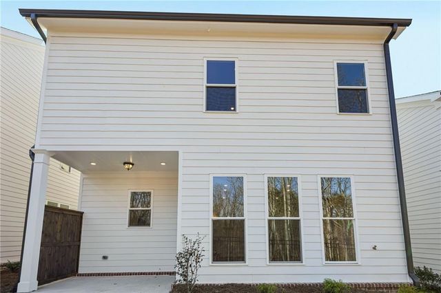 581 Beechwood Way, Hoschton, GA 30548