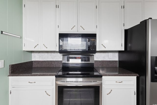 4406 Lakeside Dr., Little River, SC 29566