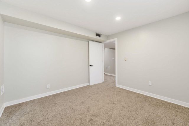 5538 Sandy LANE, Mount Pleasant, WI 53406