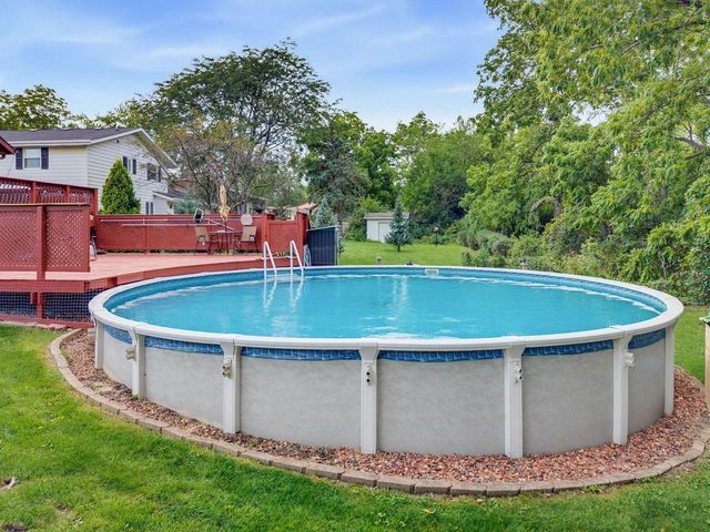 5538 Sandy LANE, Mount Pleasant, WI 53406