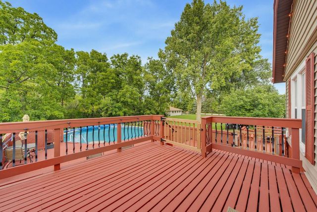 5538 Sandy LANE, Mount Pleasant, WI 53406