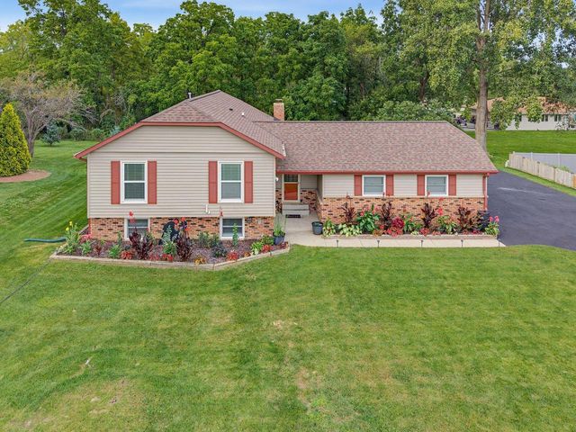 5538 Sandy LANE, Mount Pleasant, WI 53406