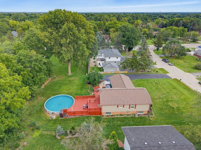 5538 Sandy LANE, Mount Pleasant, WI 53406