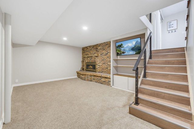 5538 Sandy LANE, Mount Pleasant, WI 53406