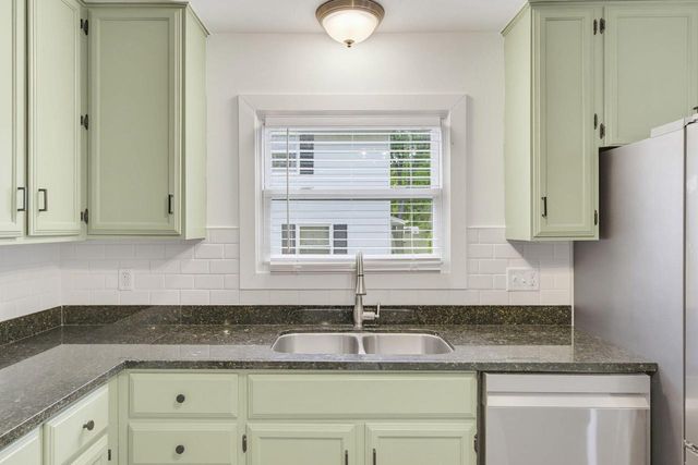 5538 Sandy LANE, Mount Pleasant, WI 53406