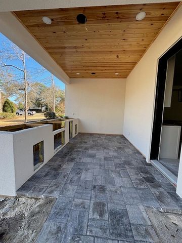 9413 Park St., Myrtle Beach, SC 29572