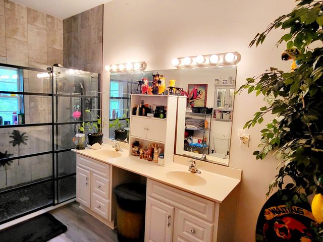 1652 Happy Acres DR, Moneta, VA 24121