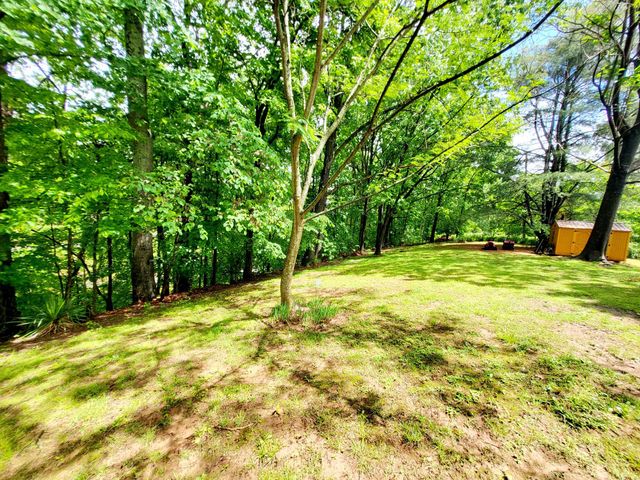 1652 Happy Acres DR, Moneta, VA 24121