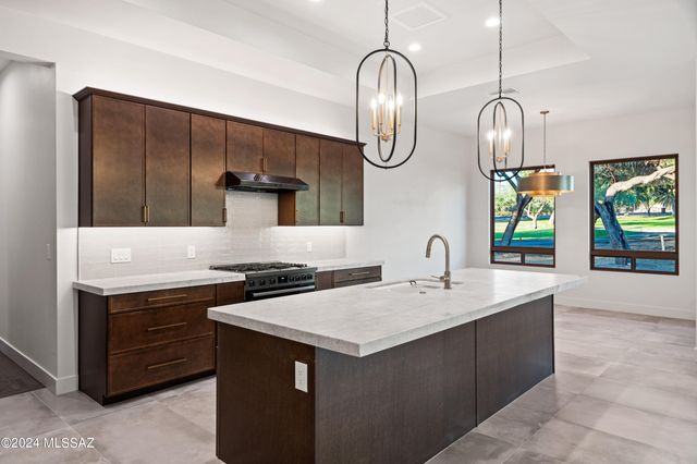 2320 N Soldier Trail, Tucson, AZ 85749