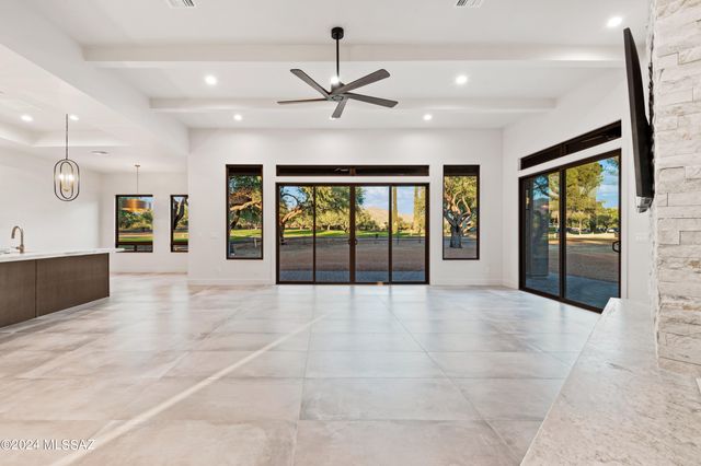 2320 N Soldier Trail, Tucson, AZ 85749