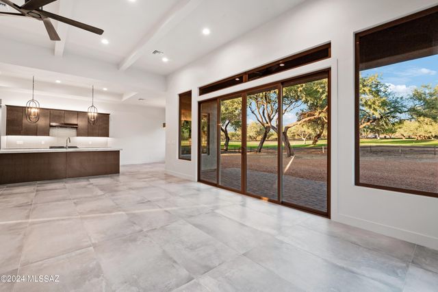 2320 N Soldier Trail, Tucson, AZ 85749