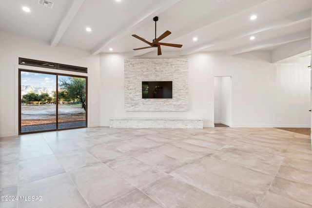2320 N Soldier Trail, Tucson, AZ 85749