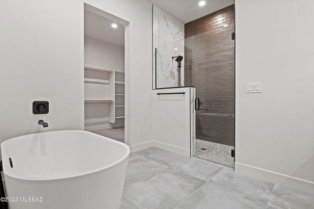 2320 N Soldier Trail, Tucson, AZ 85749
