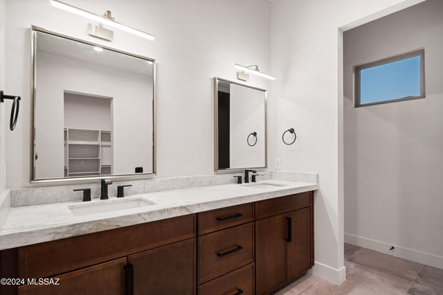 2320 N Soldier Trail, Tucson, AZ 85749