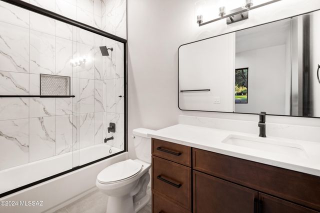 2320 N Soldier Trail, Tucson, AZ 85749
