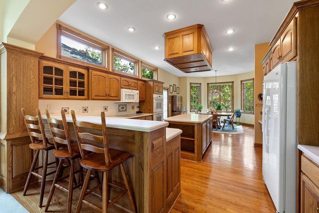 2828 Burnham Boulevard, Minneapolis, MN 55416