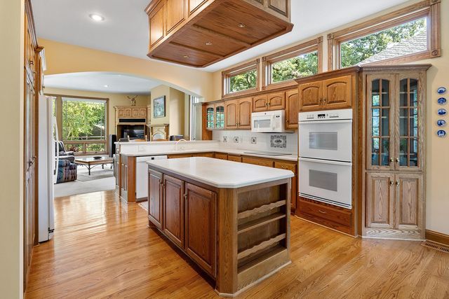 2828 Burnham Boulevard, Minneapolis, MN 55416