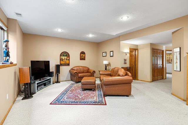 2828 Burnham Boulevard, Minneapolis, MN 55416