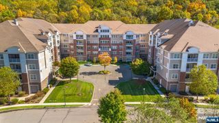 1118 Warrens Way, Wanaque, NJ 07465